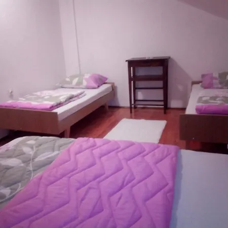Kamena Cuprija Albergue