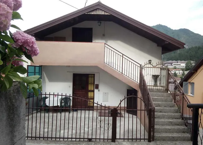 Kamena Cuprija Hostel Konjic